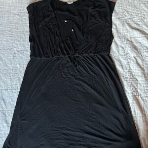 Merona women’s black tie front beach coverup. Medium